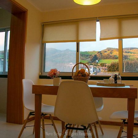 Apartamento Lombinha Вила-Франка-ду-Кампу Экстерьер фото